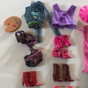 Barbie accessories